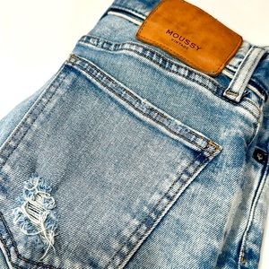 COPY - Moussy size 25